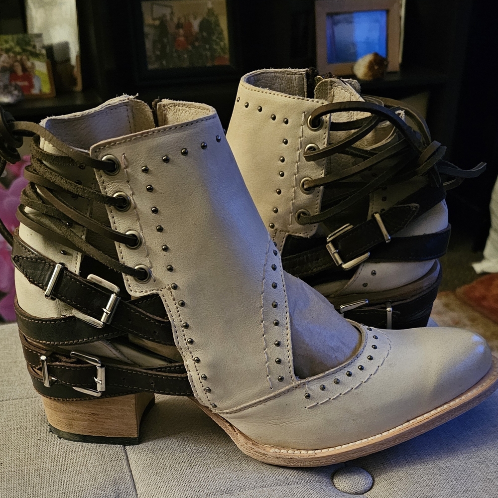 Freebird Cream and Dark Brown Ankle Boots